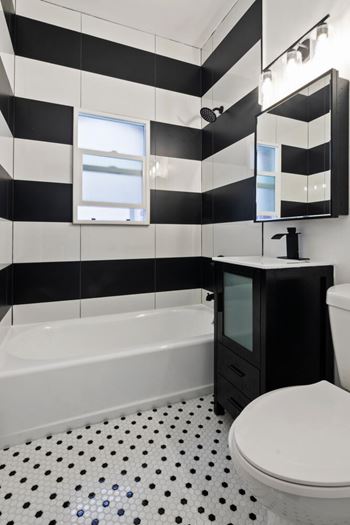 Brookmore - bathroom